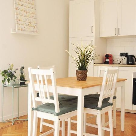Verdi Appartment โมดินา ภายนอก รูปภาพ