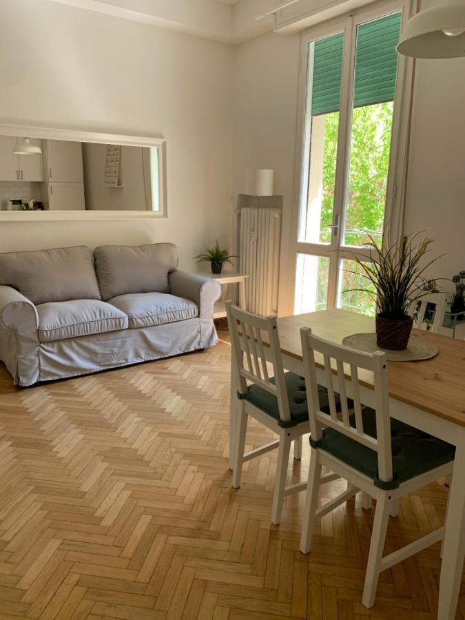 Verdi Appartment โมดินา ภายนอก รูปภาพ
